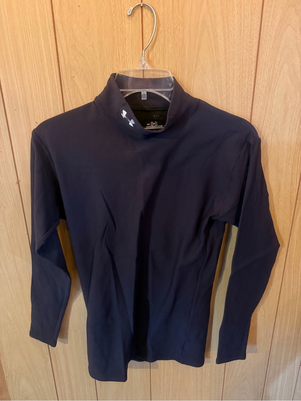 Under Armour Men’s Navy Blue Turtleneck Performance Top